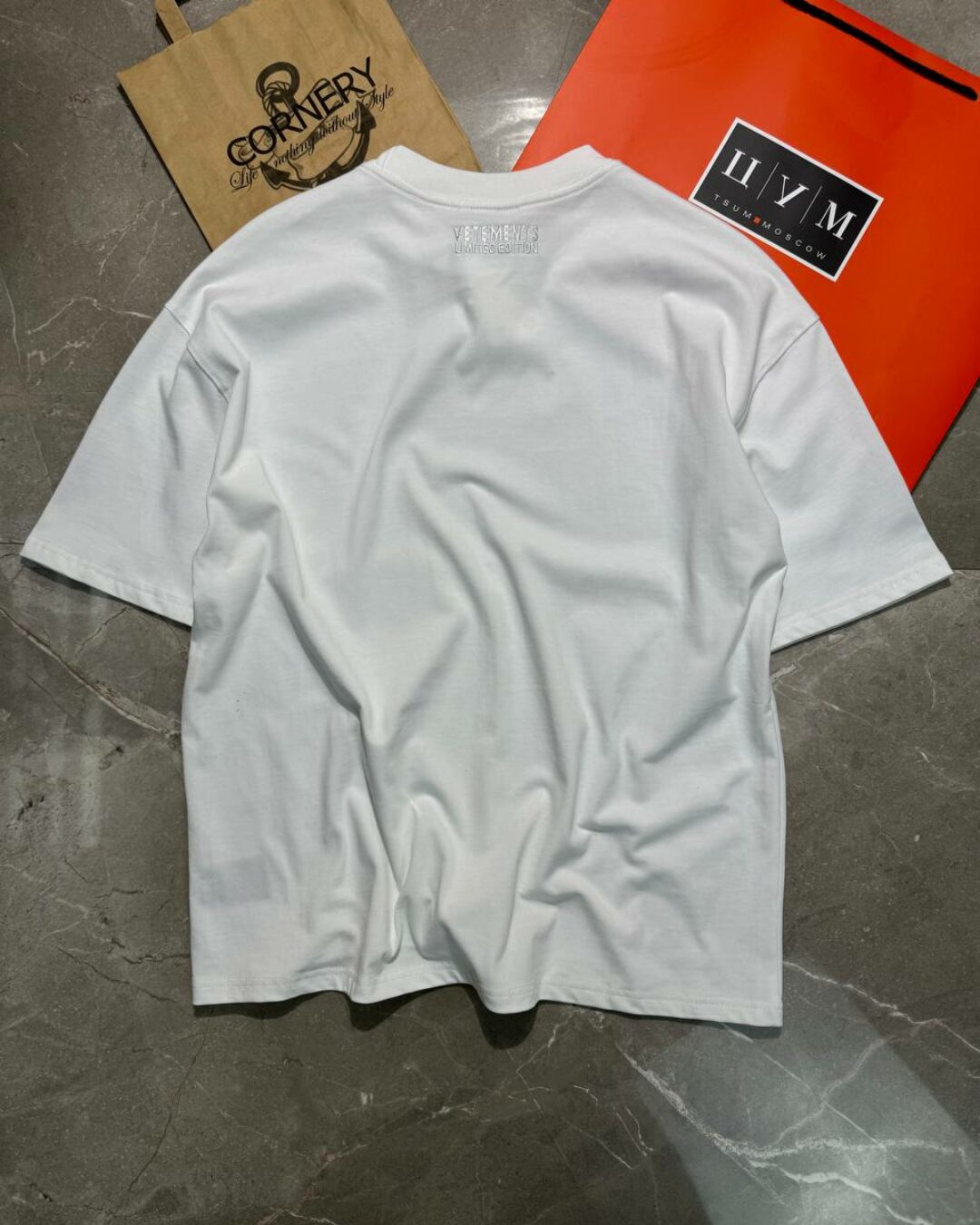 Футболка Vetements