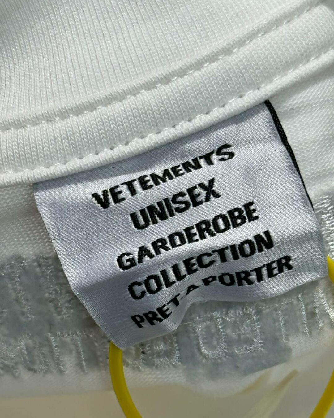 Футболка Vetements