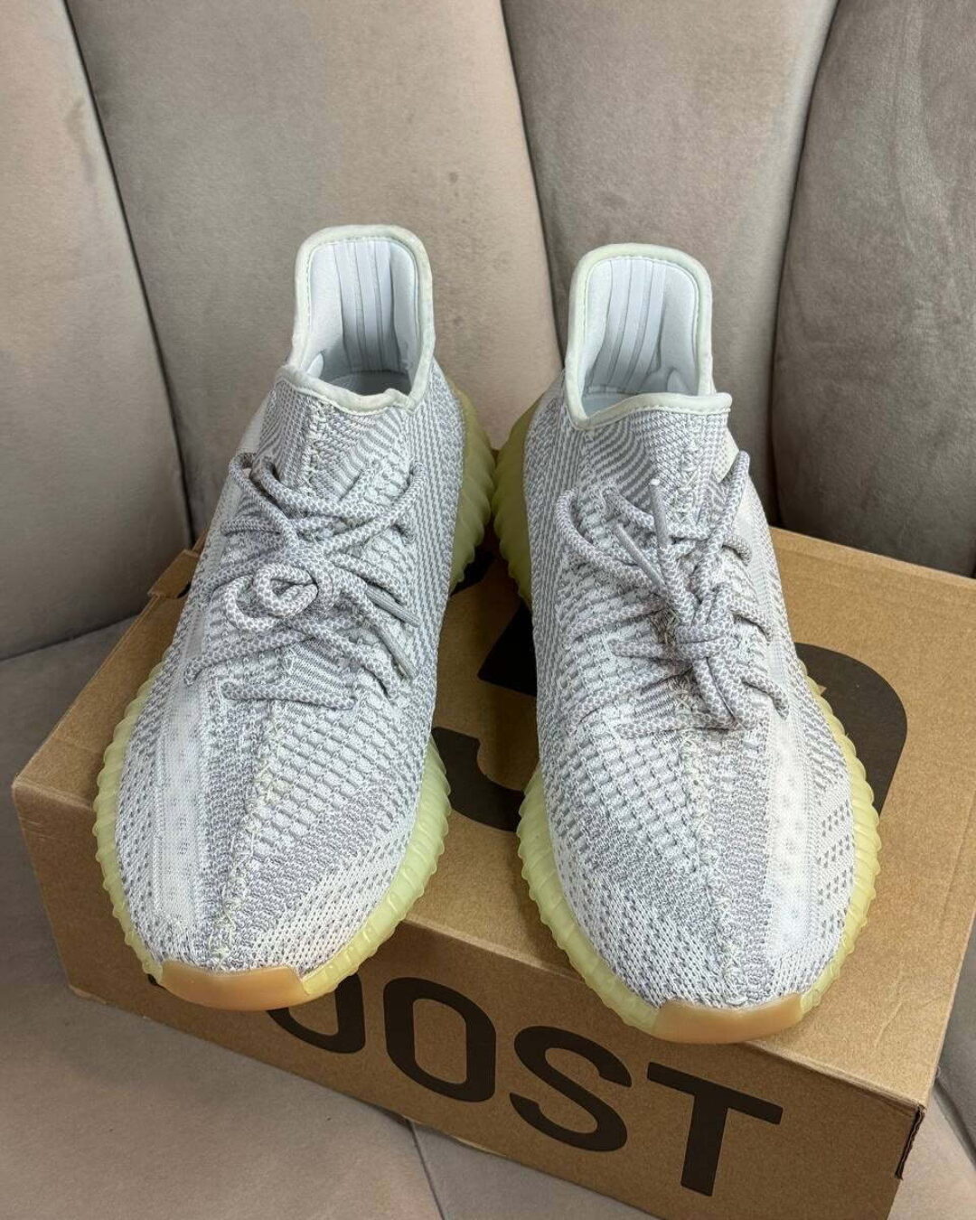 Yeezy 350 V2 Yeshaya