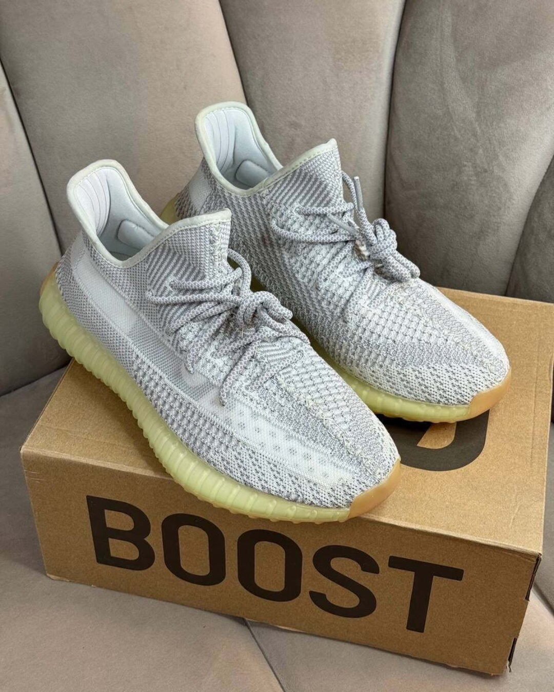 Yeezy 350 V2 Yeshaya
