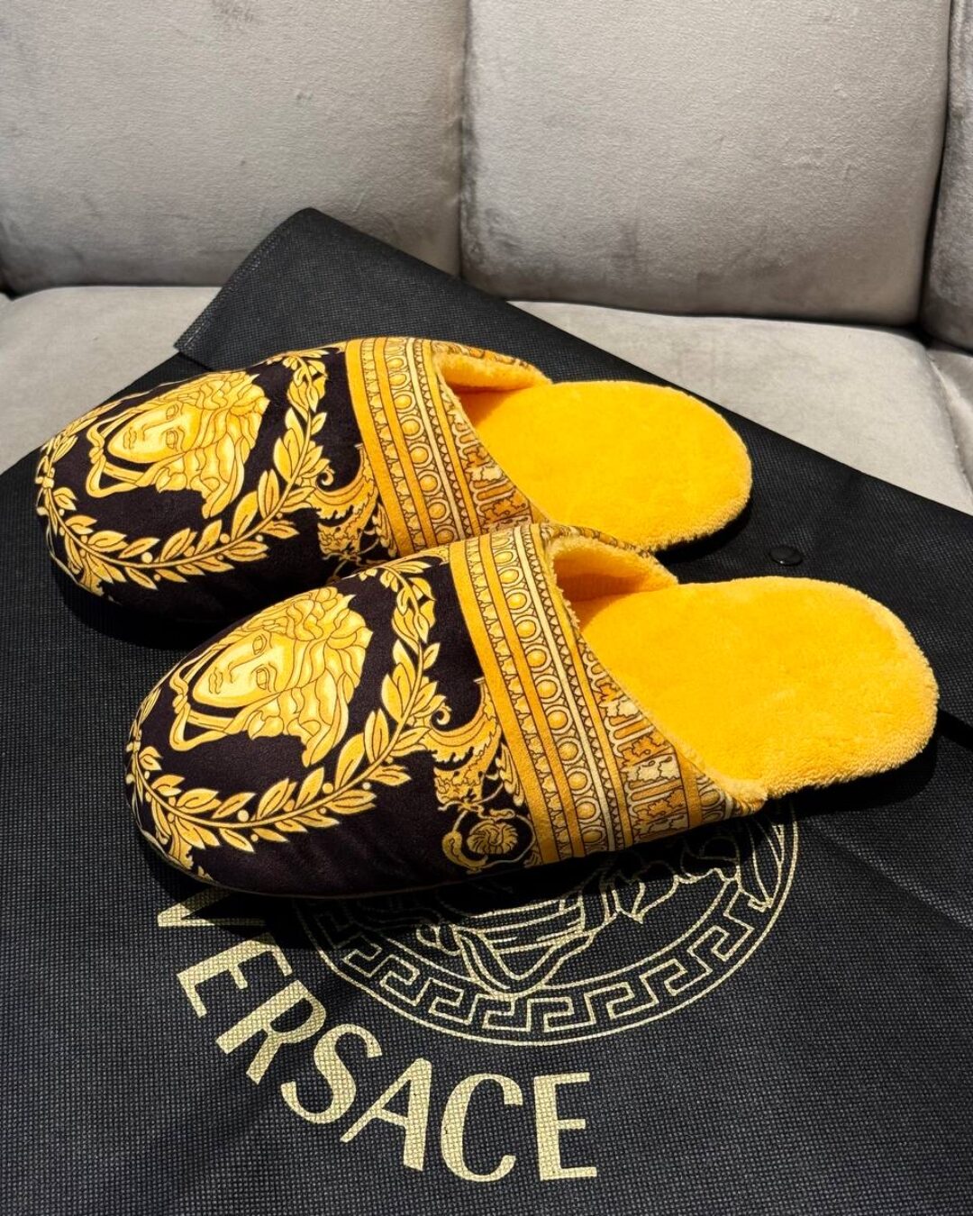 Тапки Versace