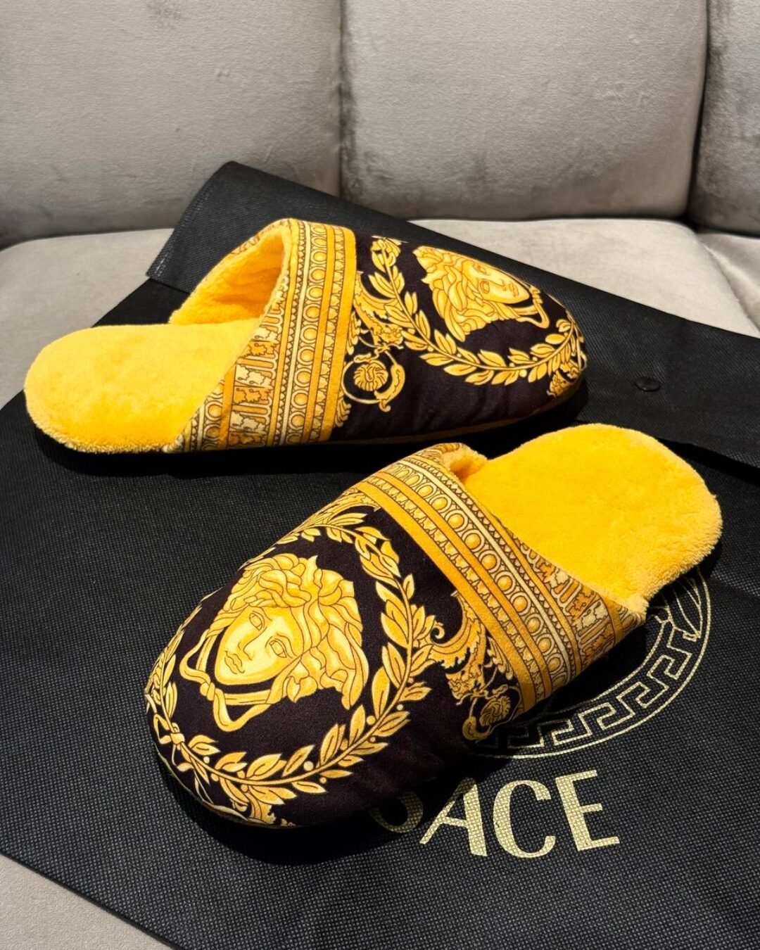 Тапки Versace