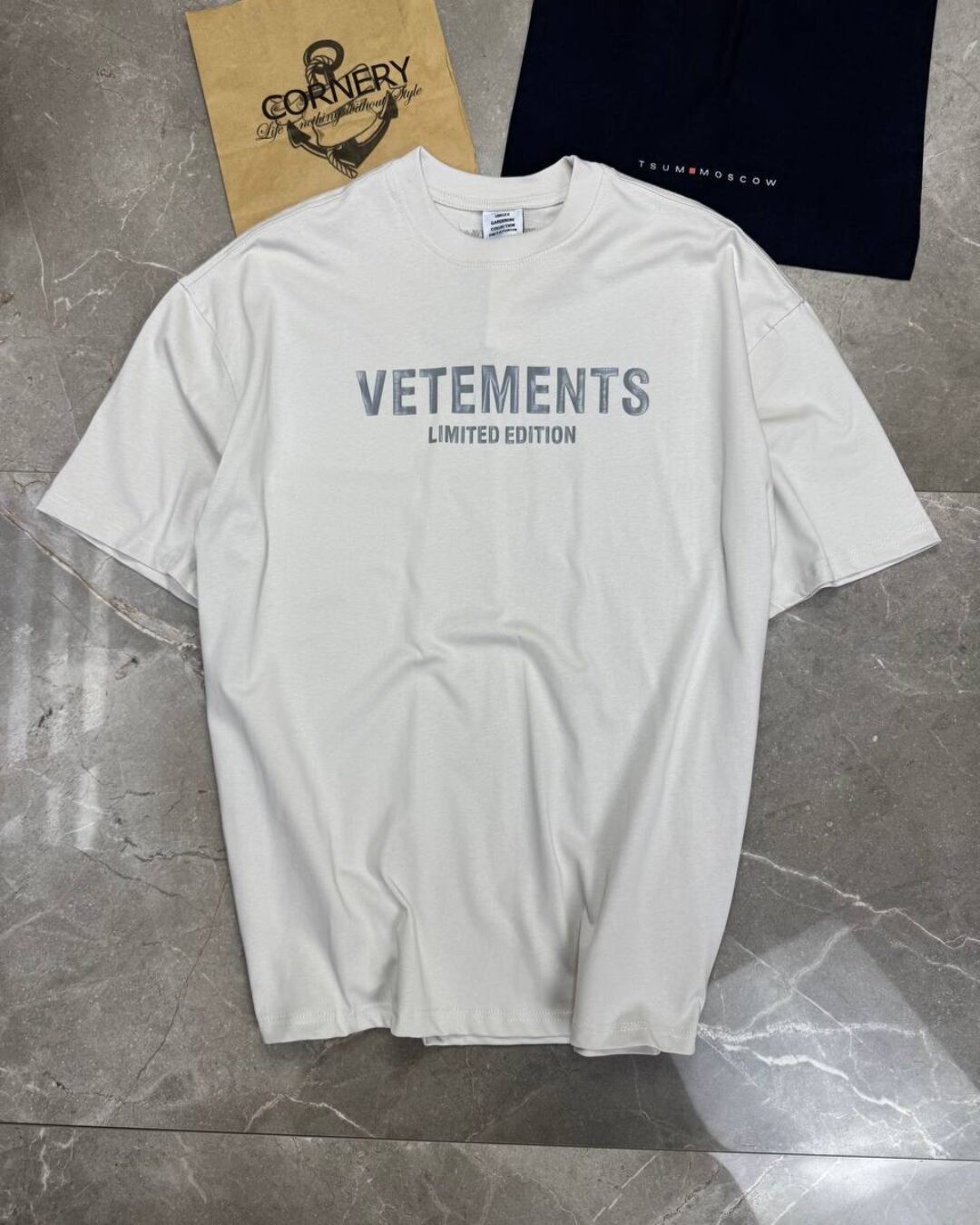 Футболка Vetements Logo