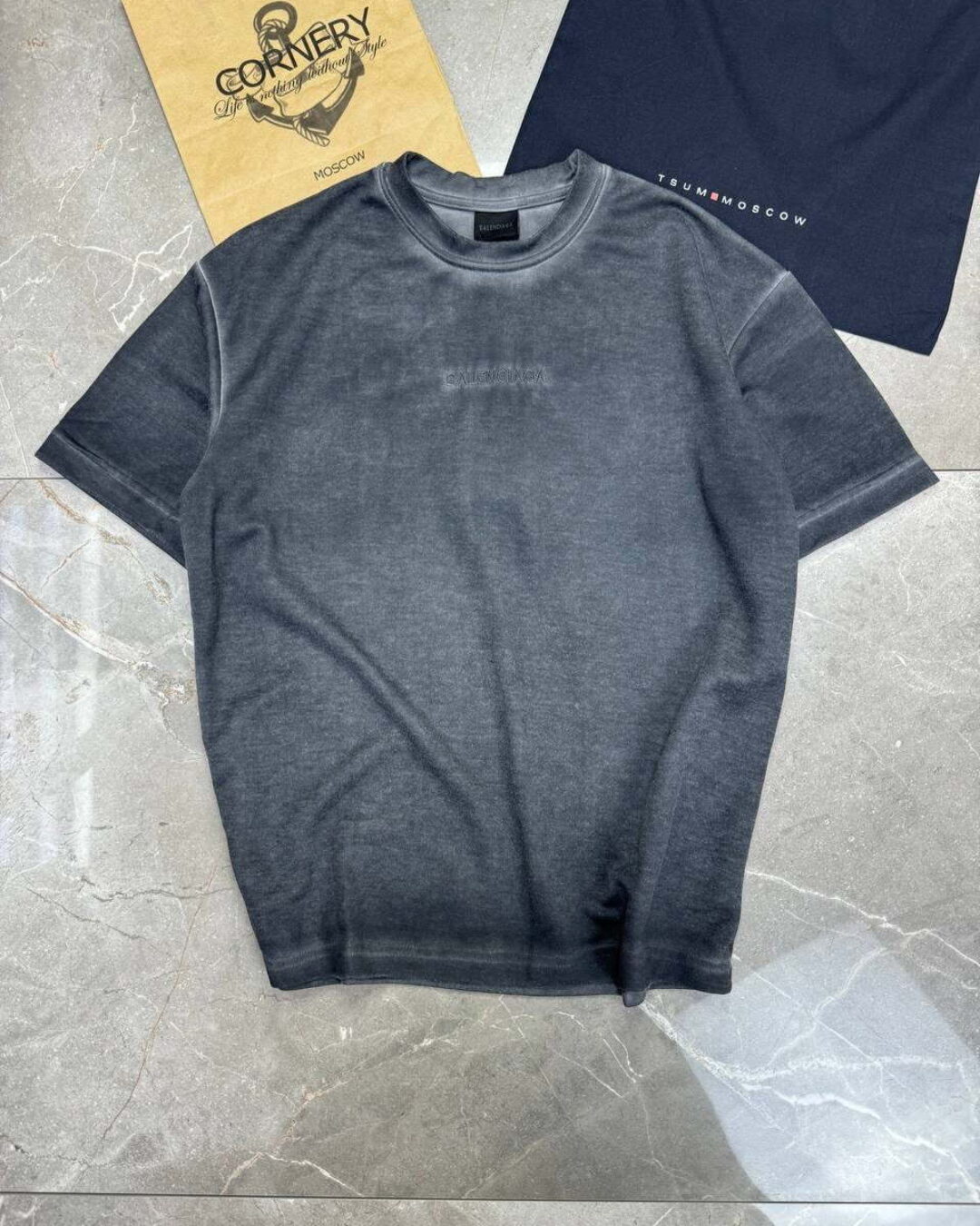 Футболка Balenciaga — фото 2