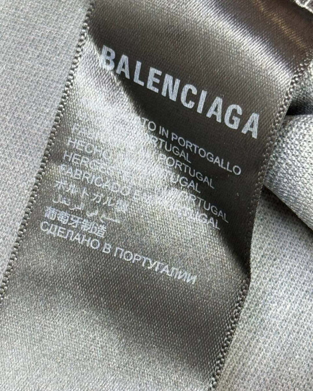 Футболка Balenciaga — фото 8