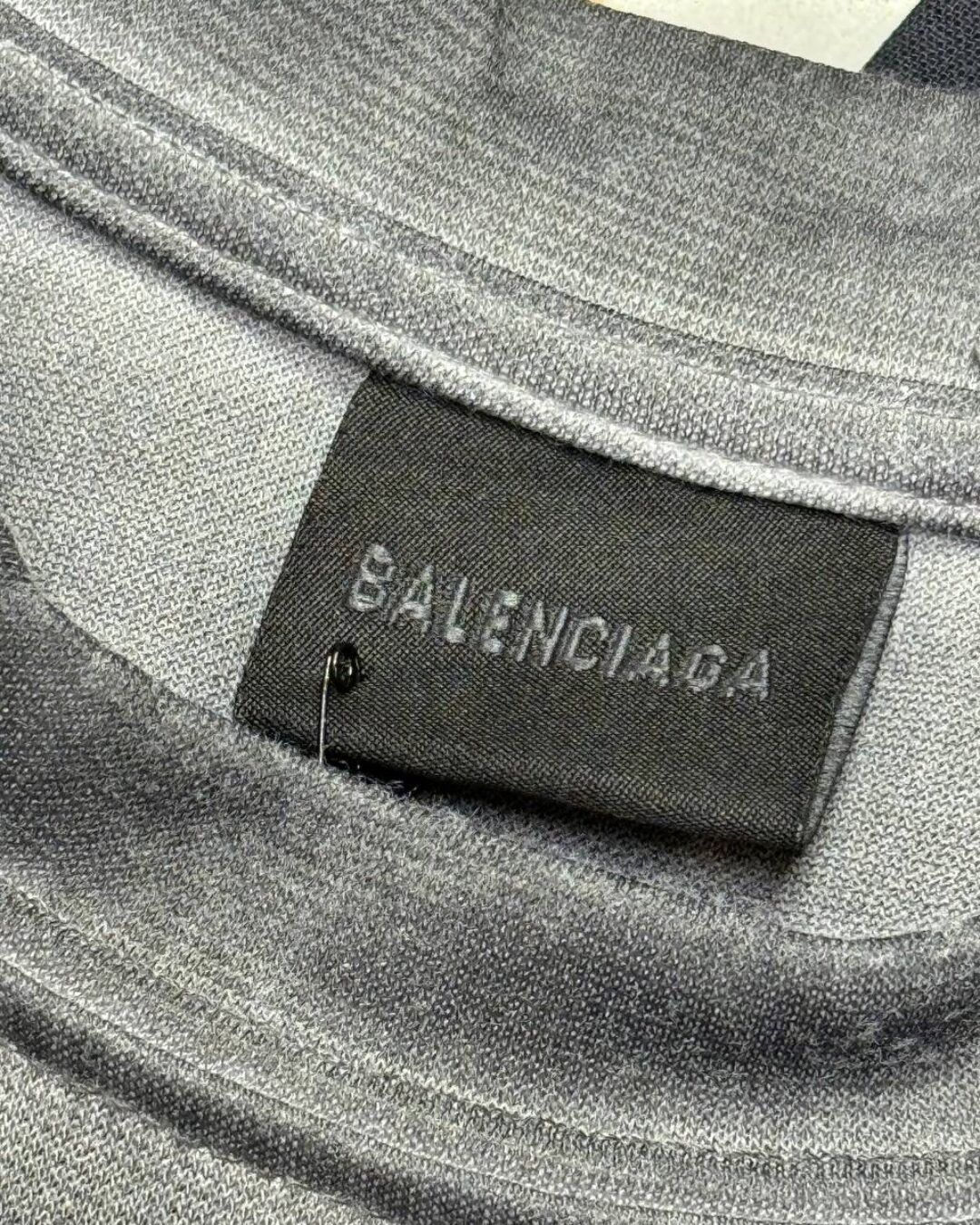 Футболка Balenciaga