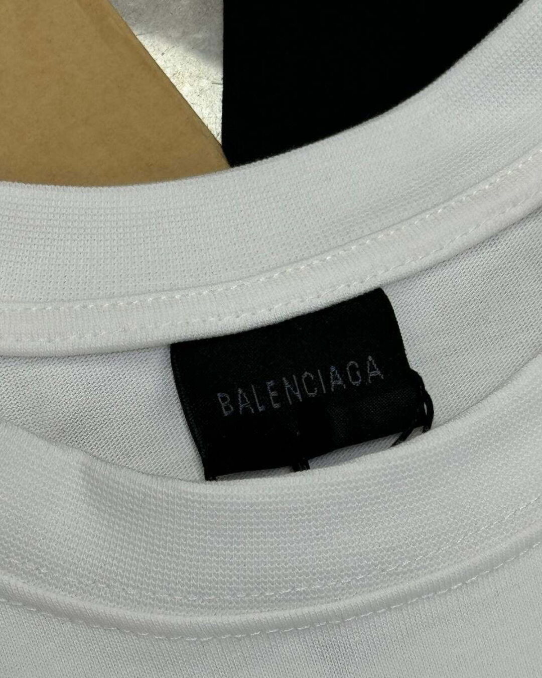 Футболка Balenciaga — фото 8