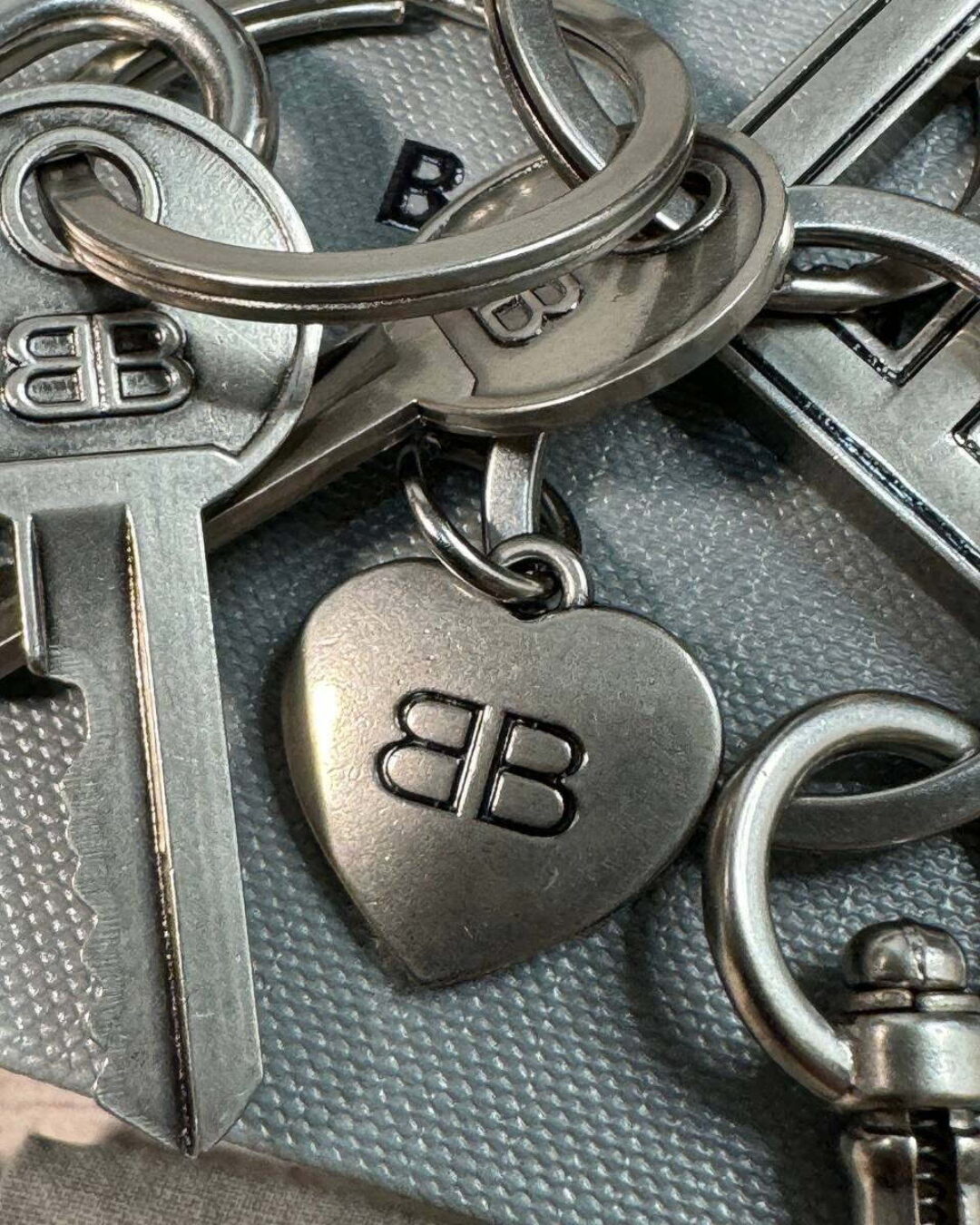 Брелок Balenciaga