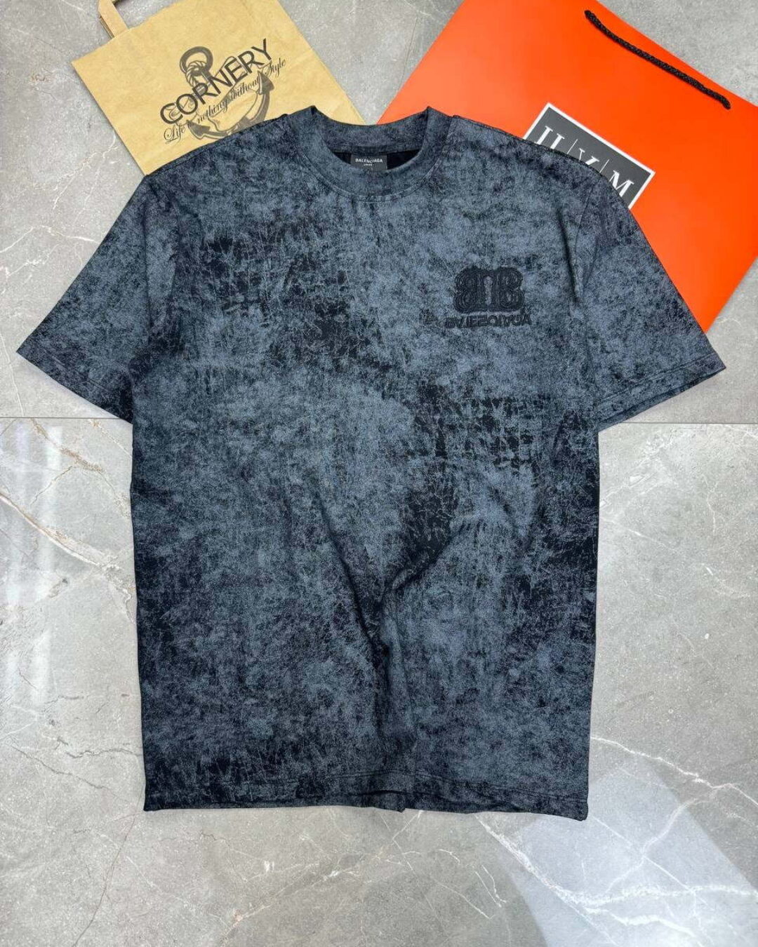 Костюм Balenciaga