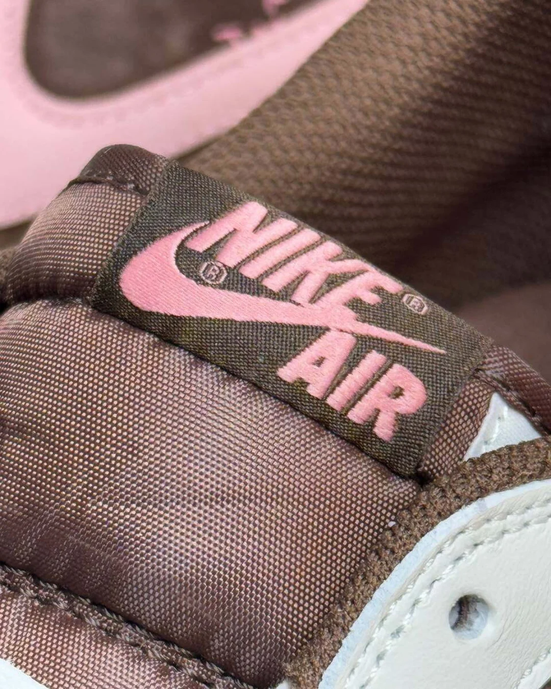 Кеды Travis Scott x Air Jordan 1 Pink Oxford — фото 7