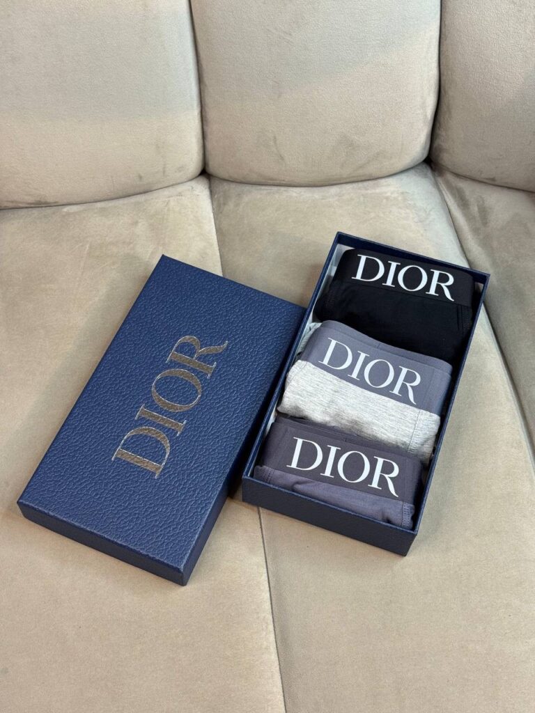 Комплект Белья Dior