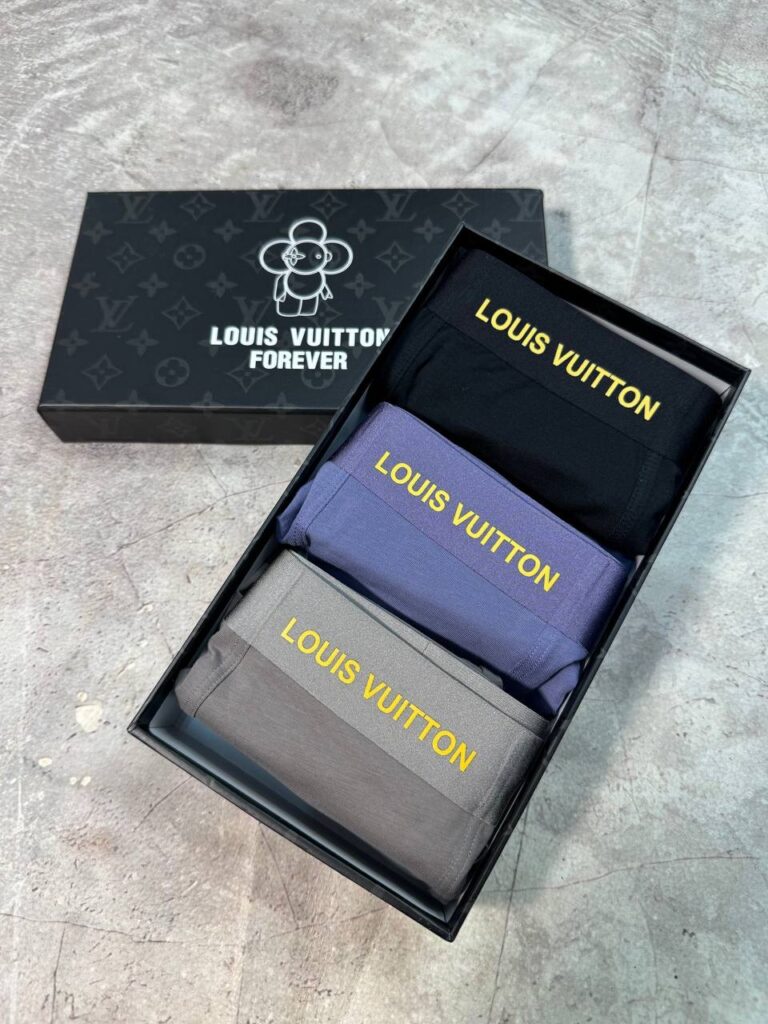 Комплект Белья Louis Vuitton