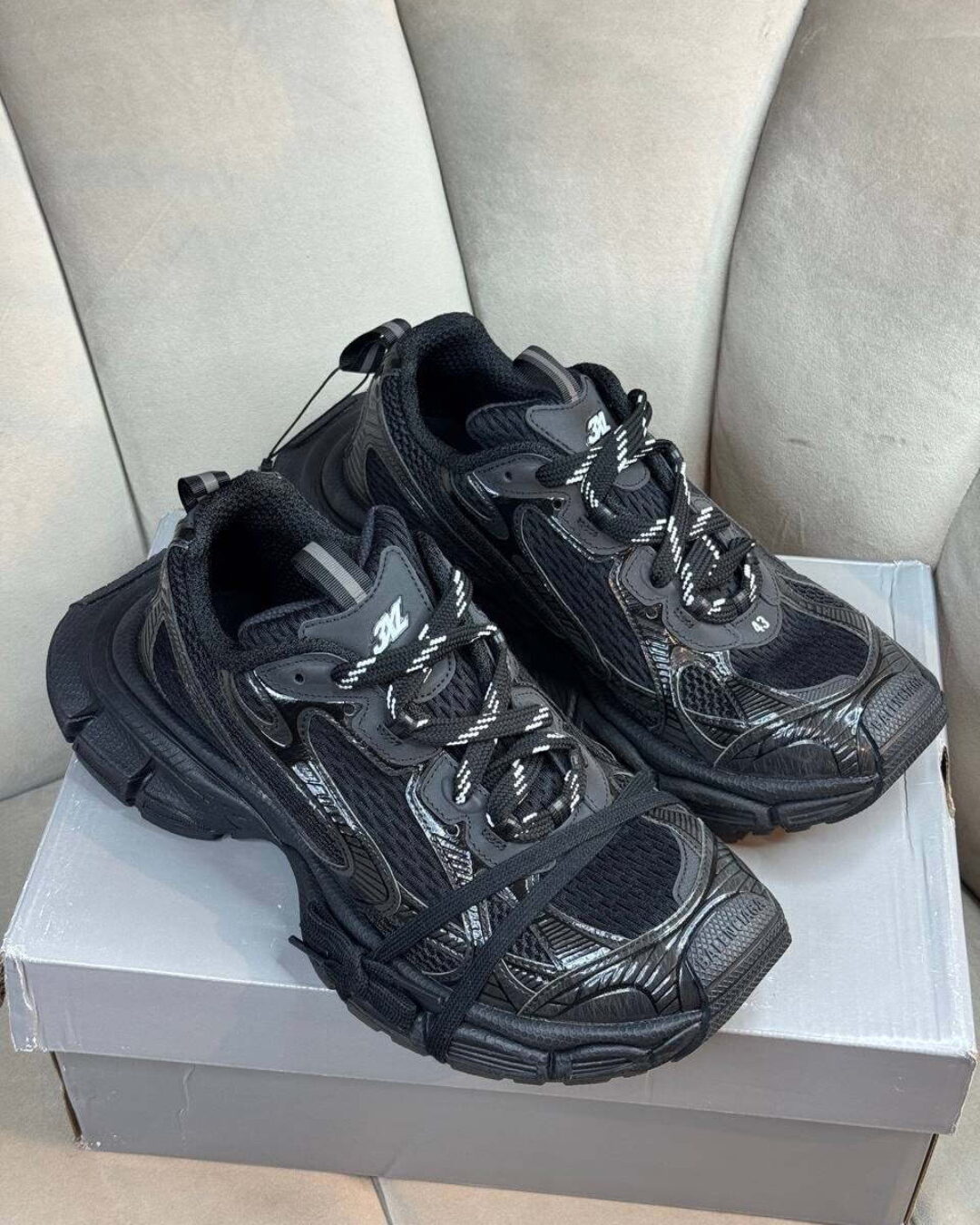 Кроссовки Balenciaga 3XL Sneaker Triple Black