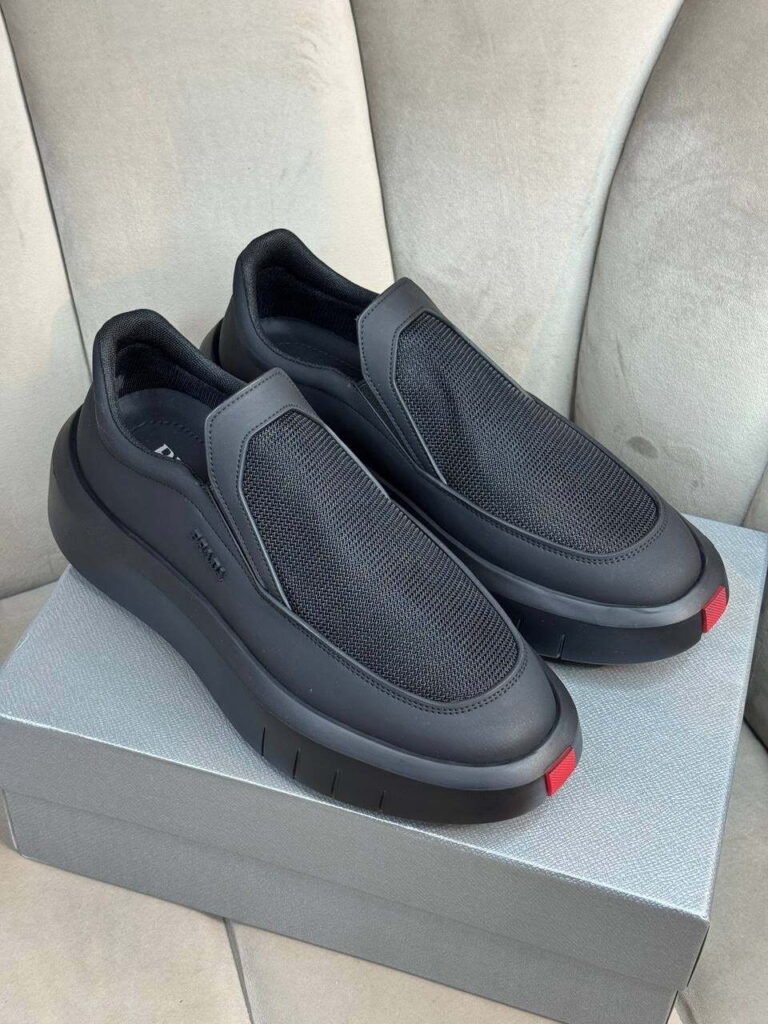 Слипоны Prada