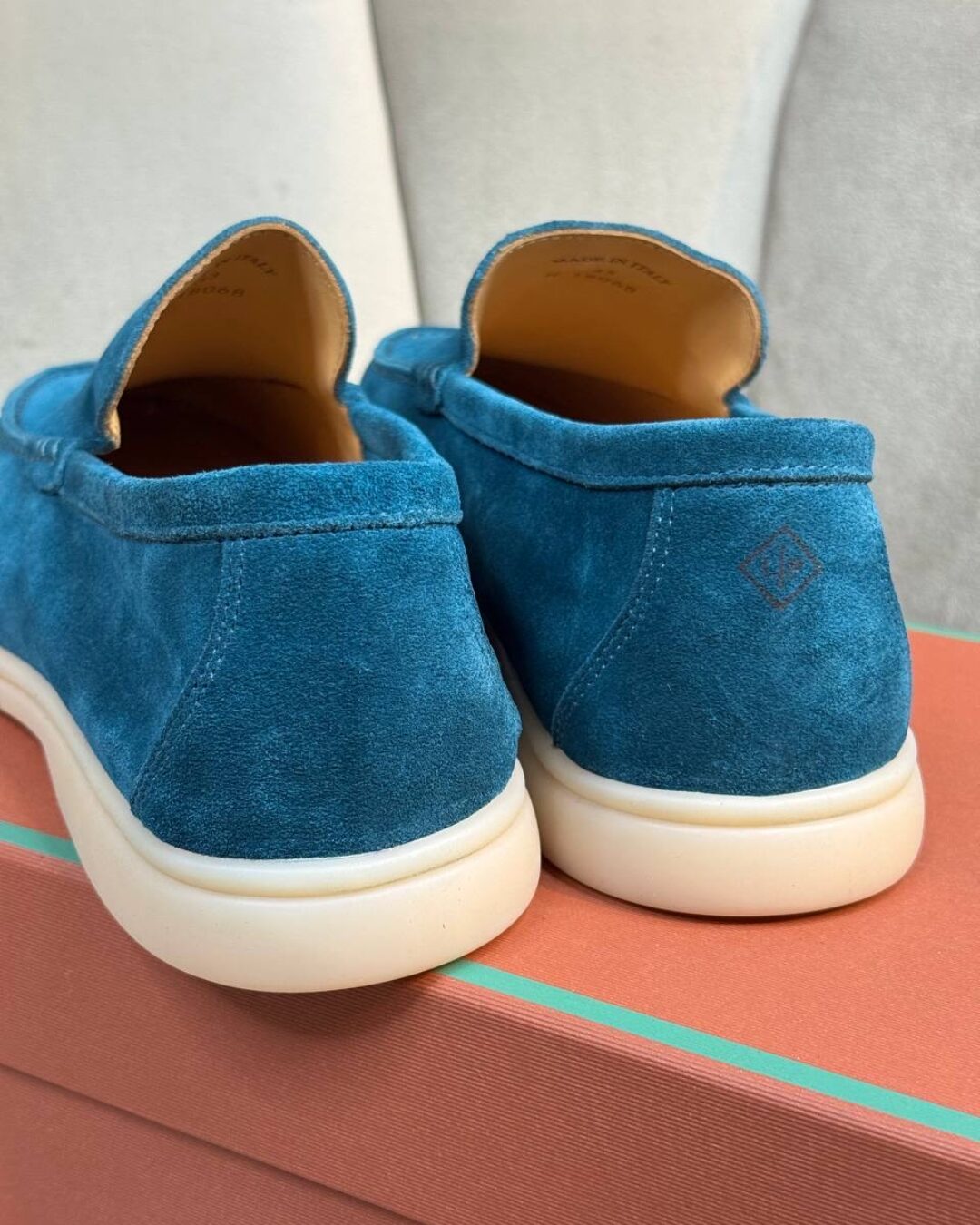 Лоферы Loro Piana Malachite Blue