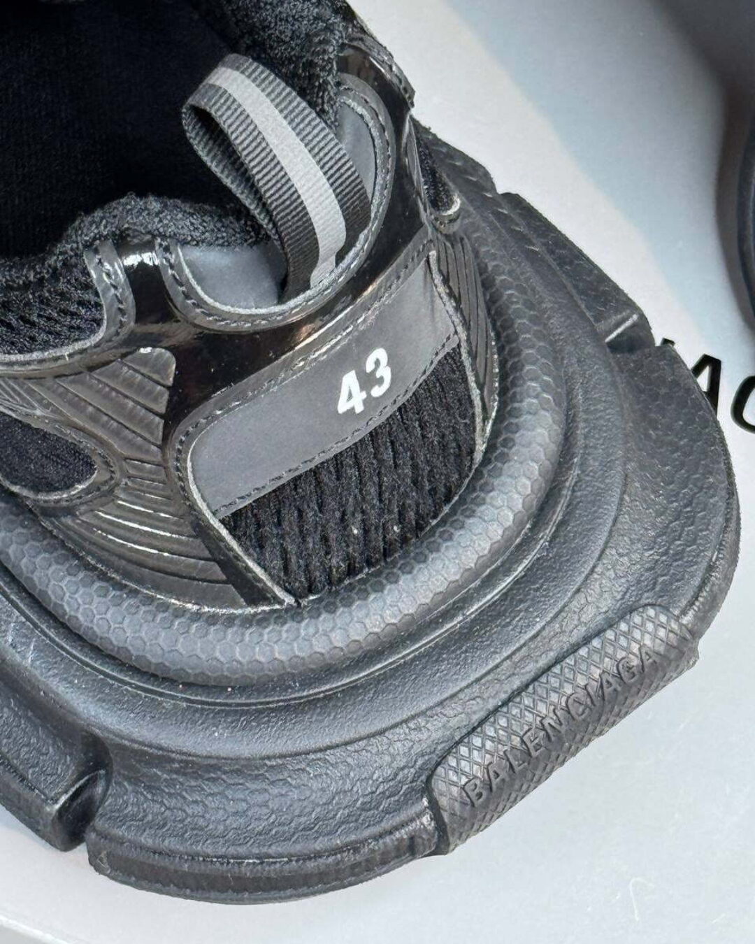 Кроссовки Balenciaga 3XL Sneaker Triple Black — фото 6