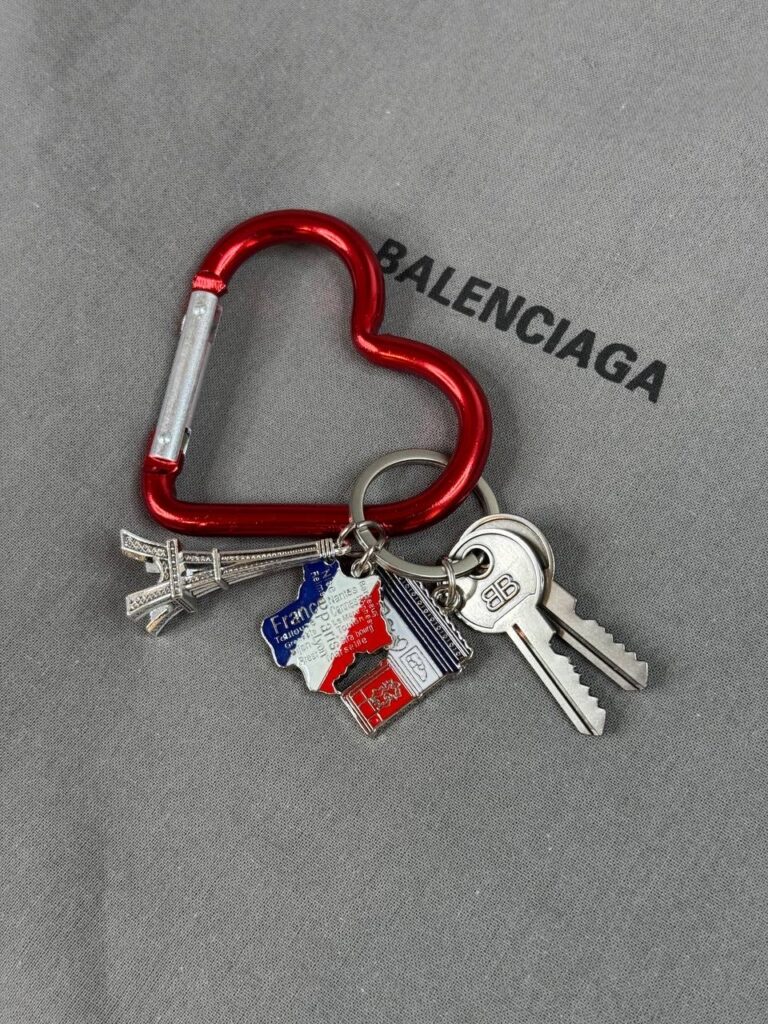 Брелок Balenciaga