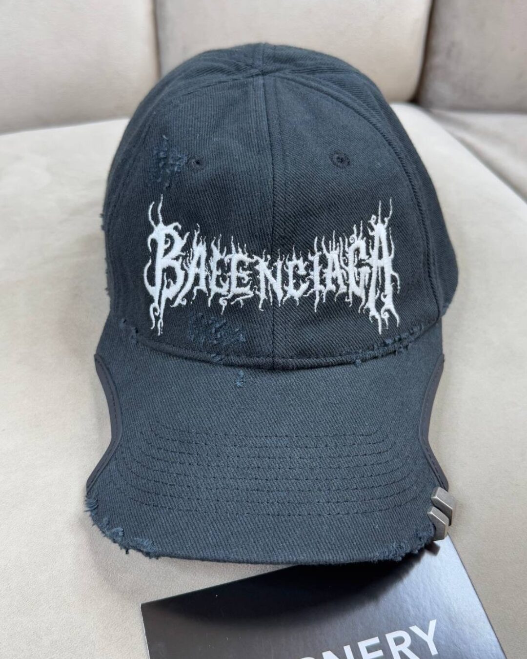 Кепка Balenciaga