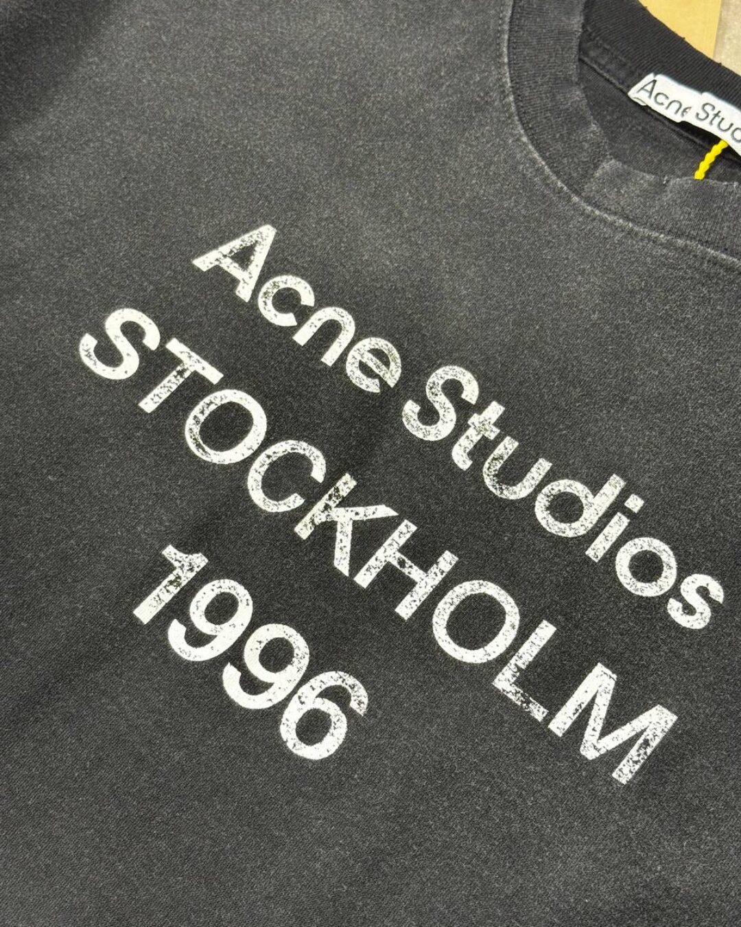Футболка Acne Studios