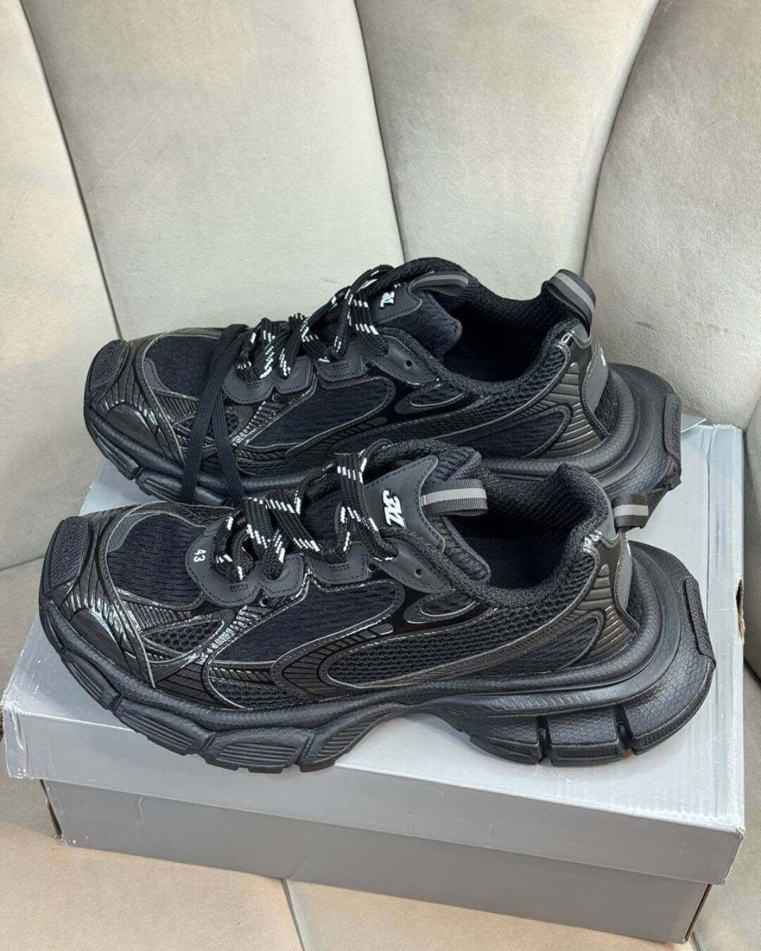 Кроссовки Balenciaga 3XL Sneaker Triple Black — фото 3