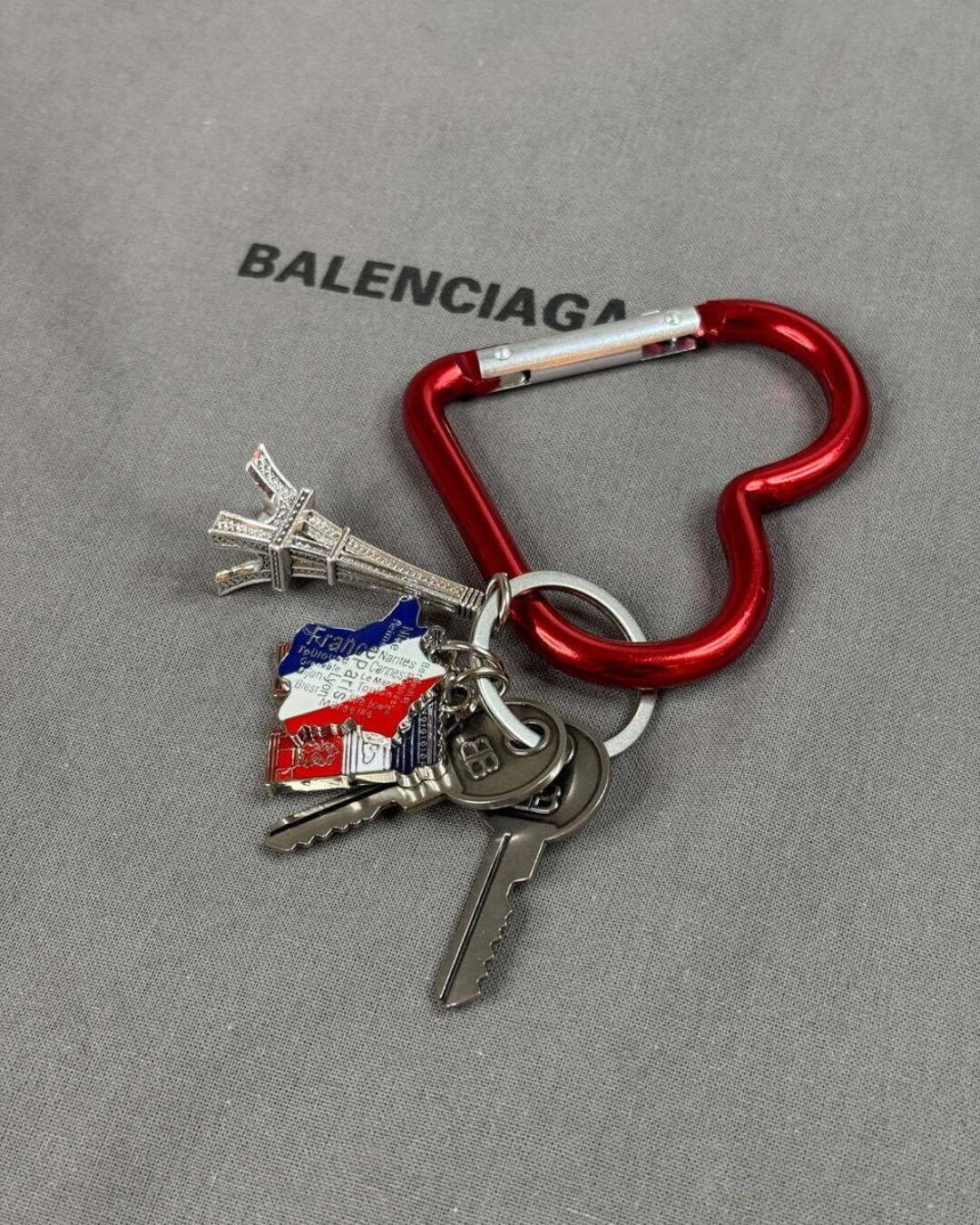 Брелок Balenciaga