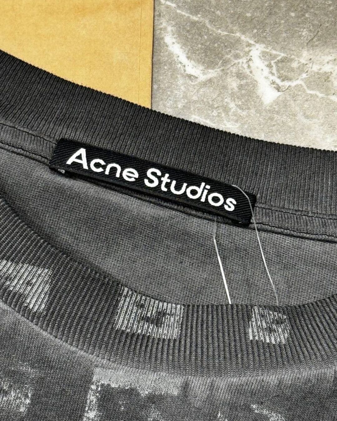 Футболка Acne Studios