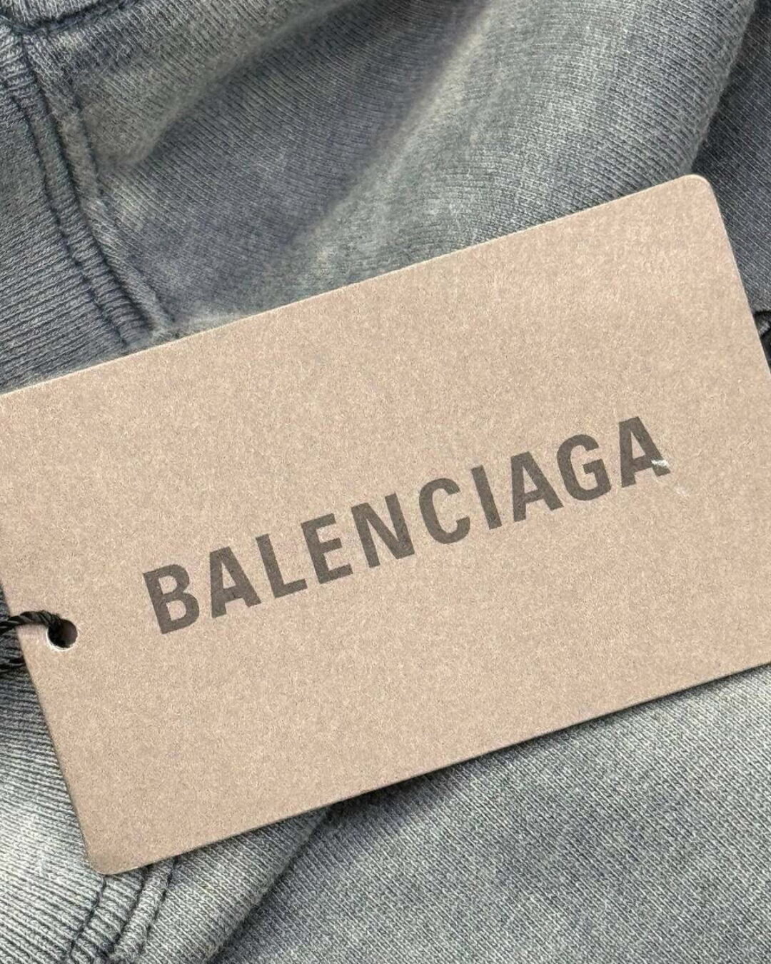 Костюм Balenciaga — фото 8