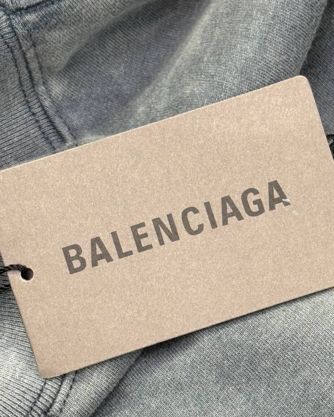 Костюм Balenciaga