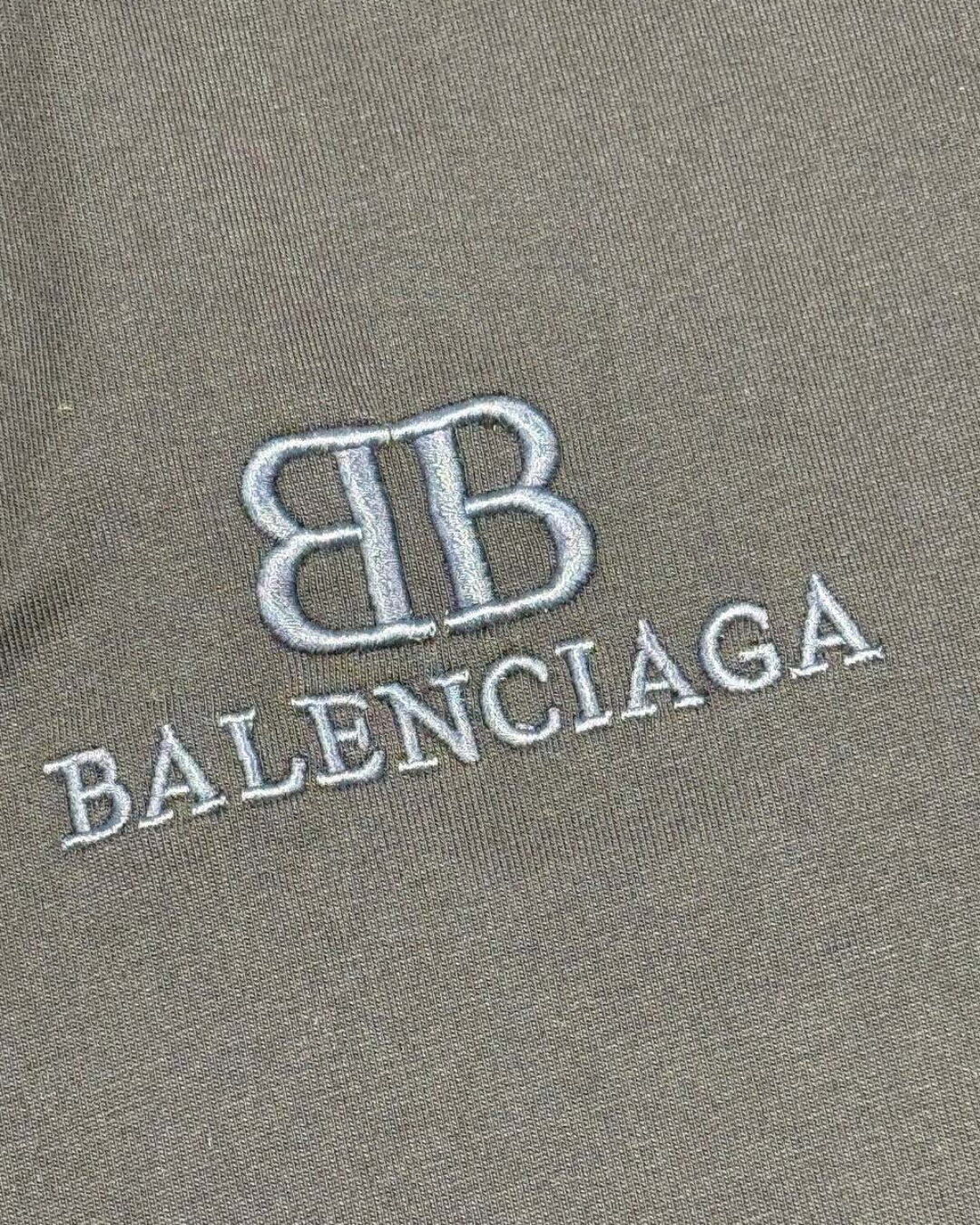 Футболка Balenciaga — фото 5