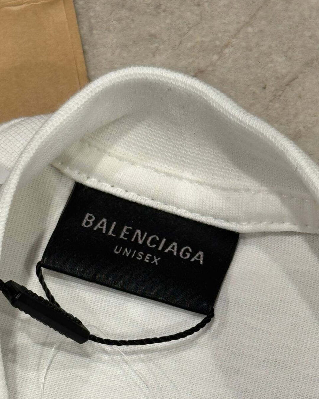 Футболка Balenciaga — фото 10