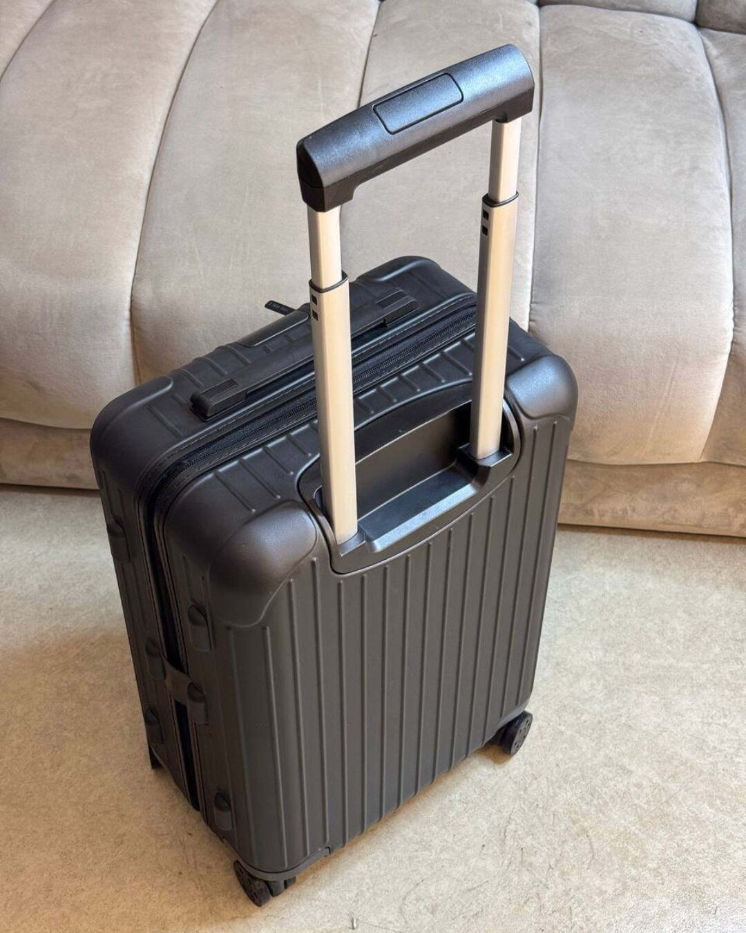 Чемодан Rimowa