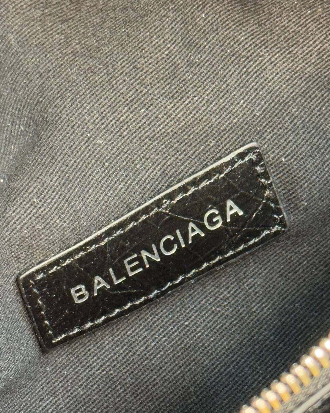 Сумка Balenciaga Le Cagole