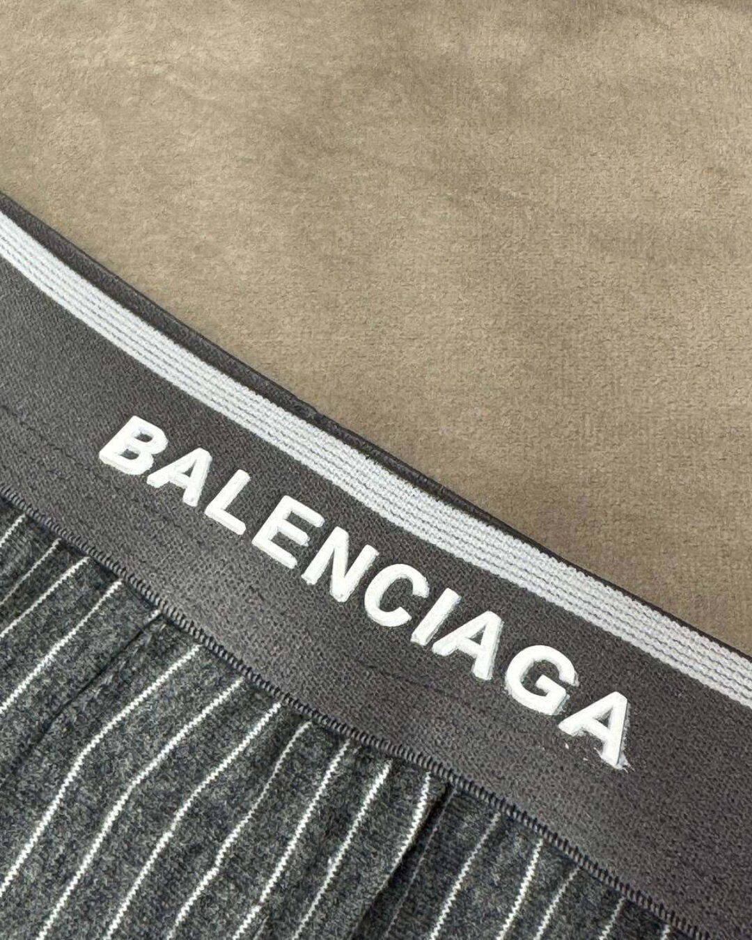 Трусы Balenciaga — фото 5