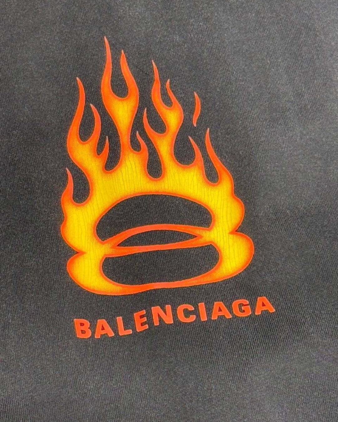 Футболка Balenciaga — фото 6