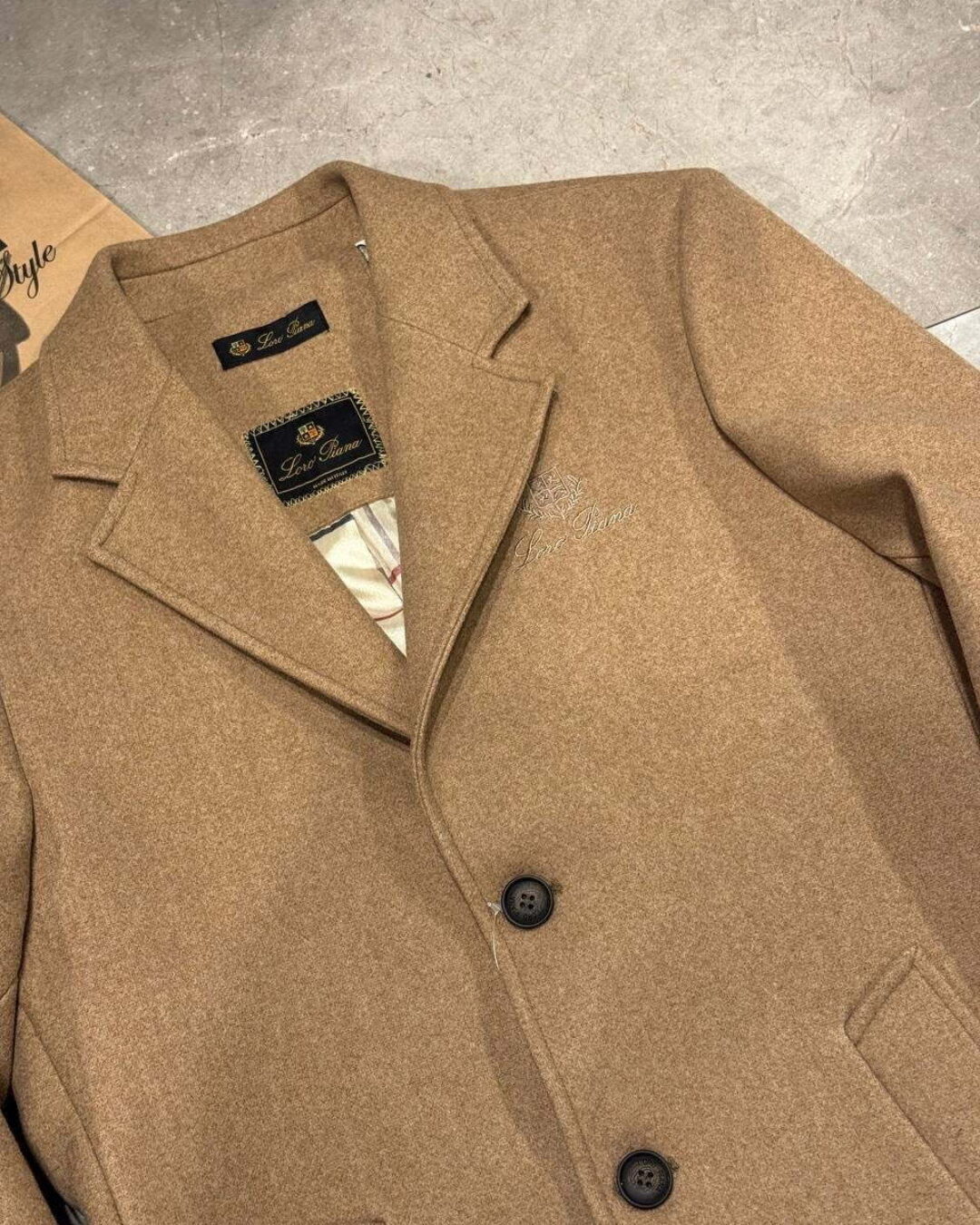 Пальто Loro Piana