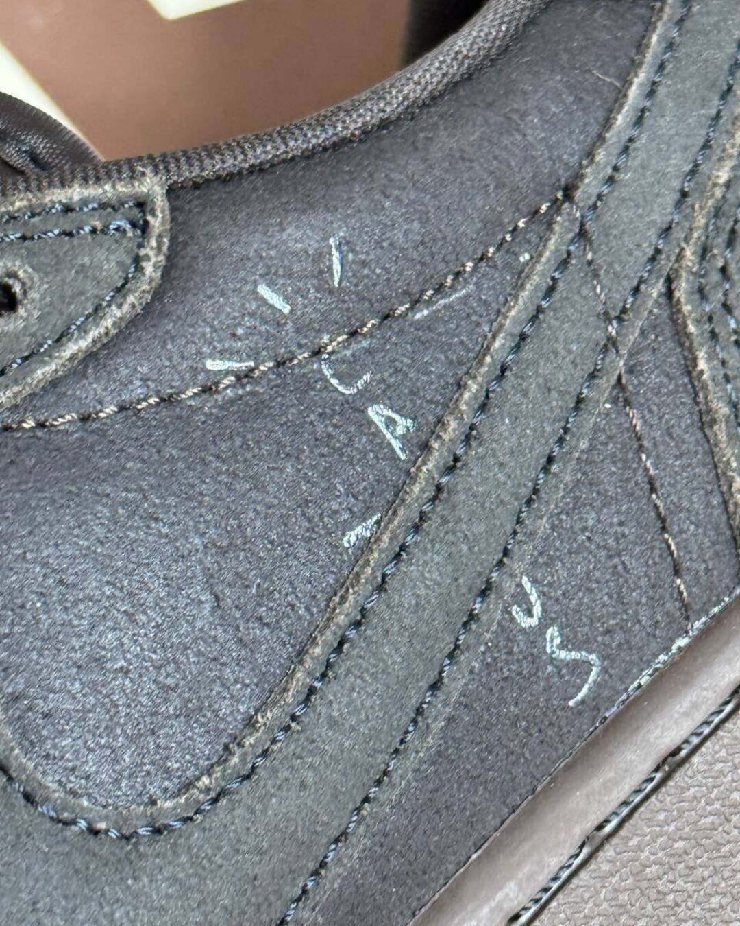 Кеды Nike Travis Scott x Air Jordan 1 Velvet Brown