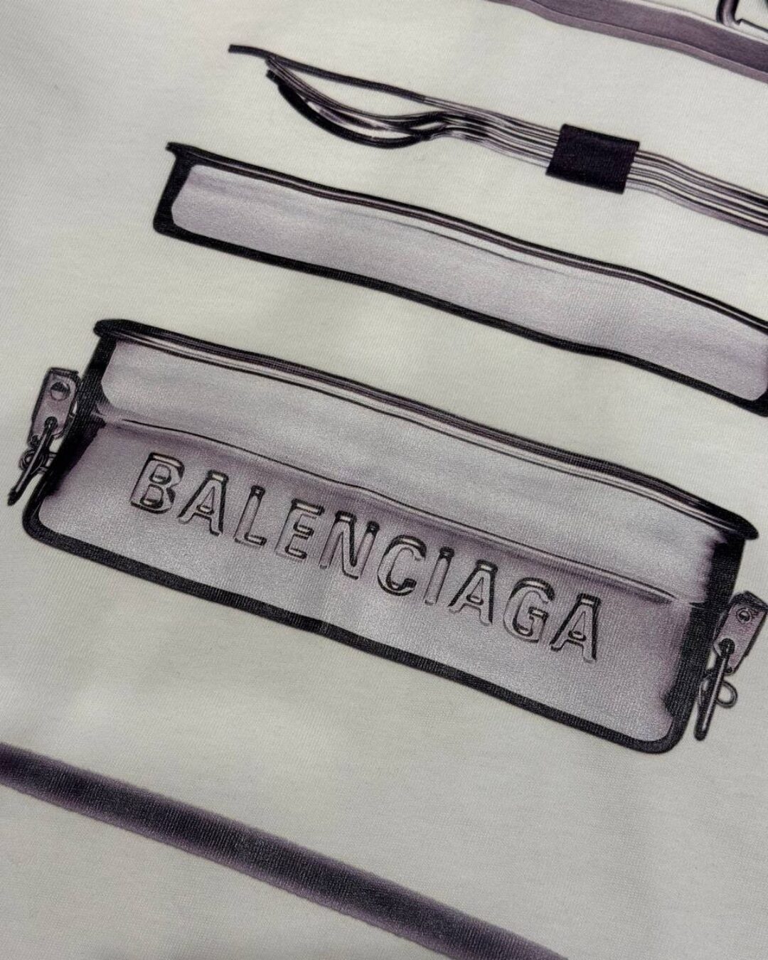 Футболка Balenciaga