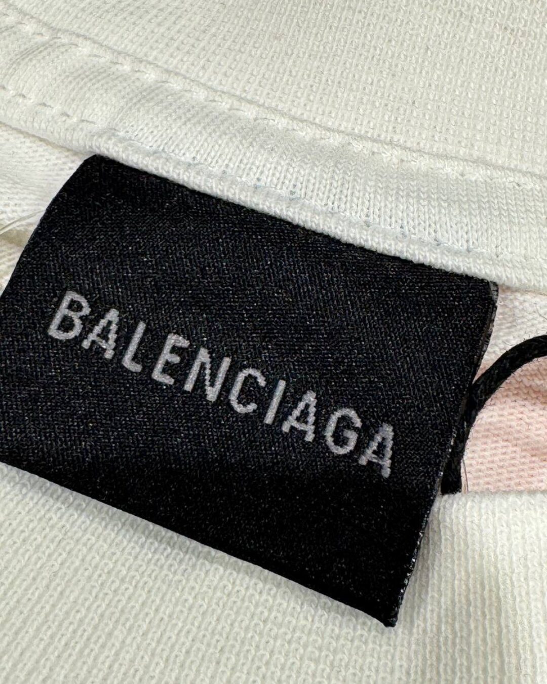 Футболка Balenciaga