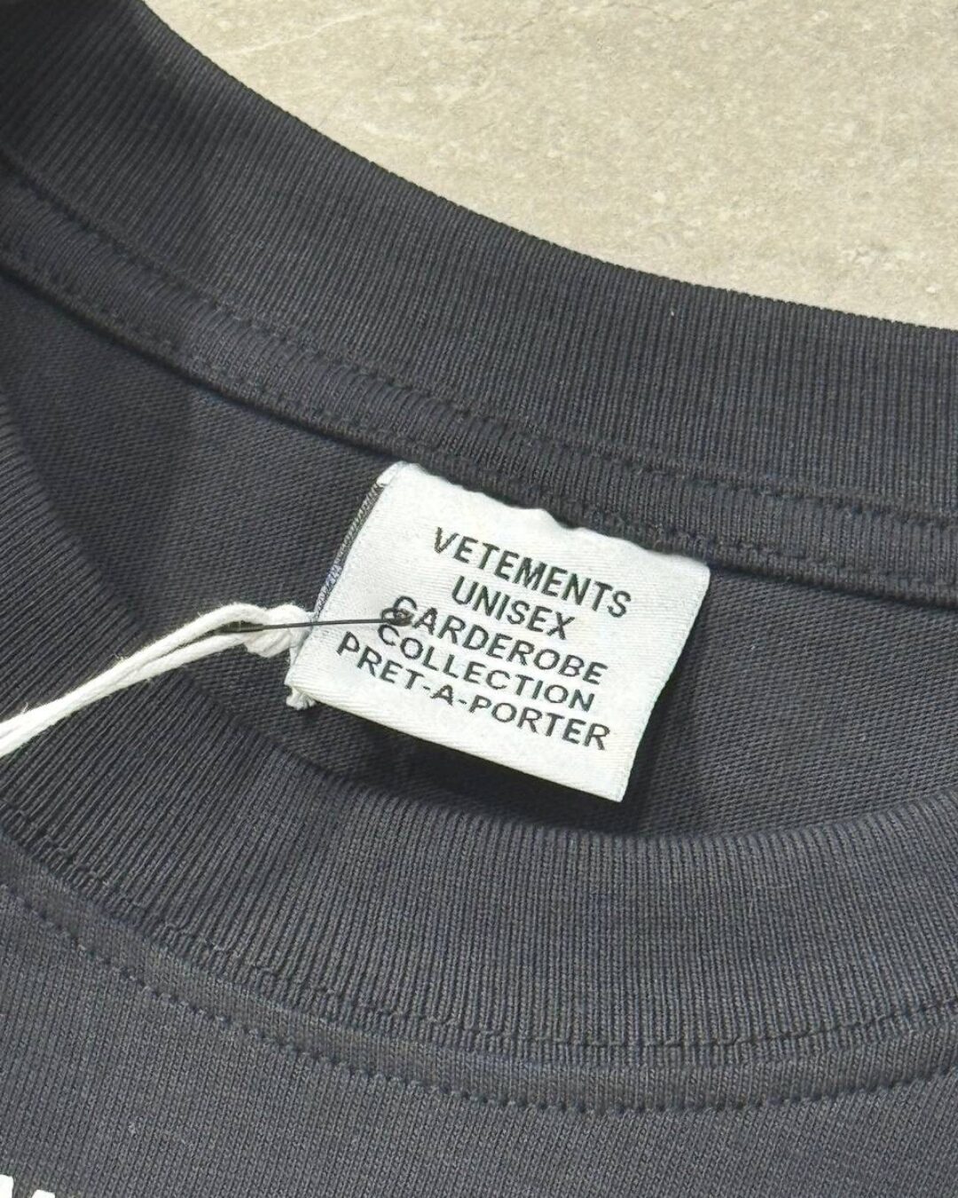 Футболка Vetements Clothing — фото 4
