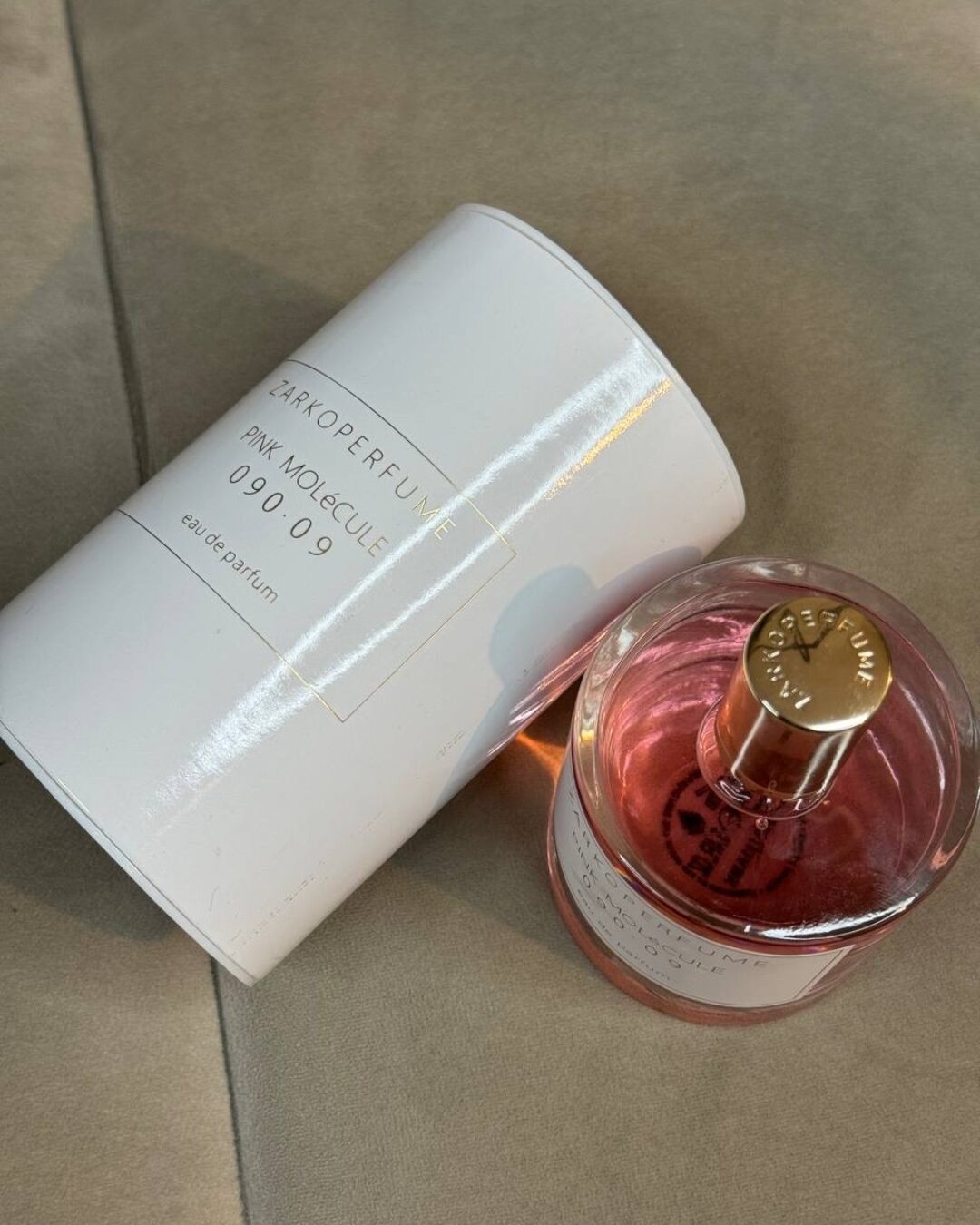 Парфюм Pink Molecule Zarkoperfume