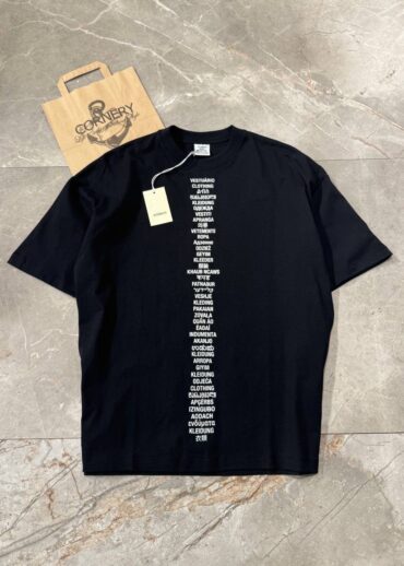 Футболка Vetements Clothing