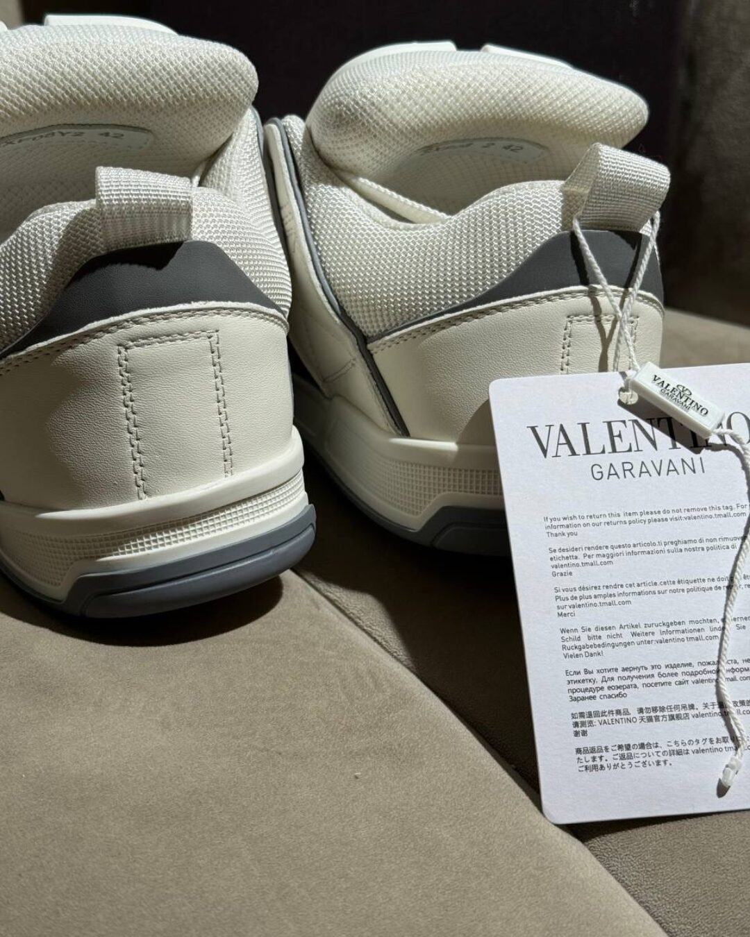 Кеды Valentino