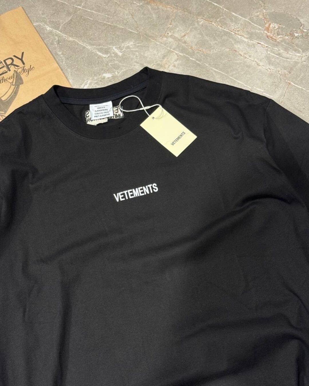 Футболка Vetements Logo