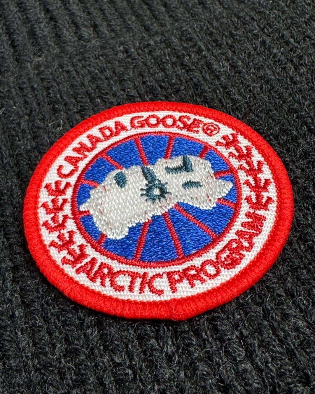 Шапка Canada Goose — фото 4