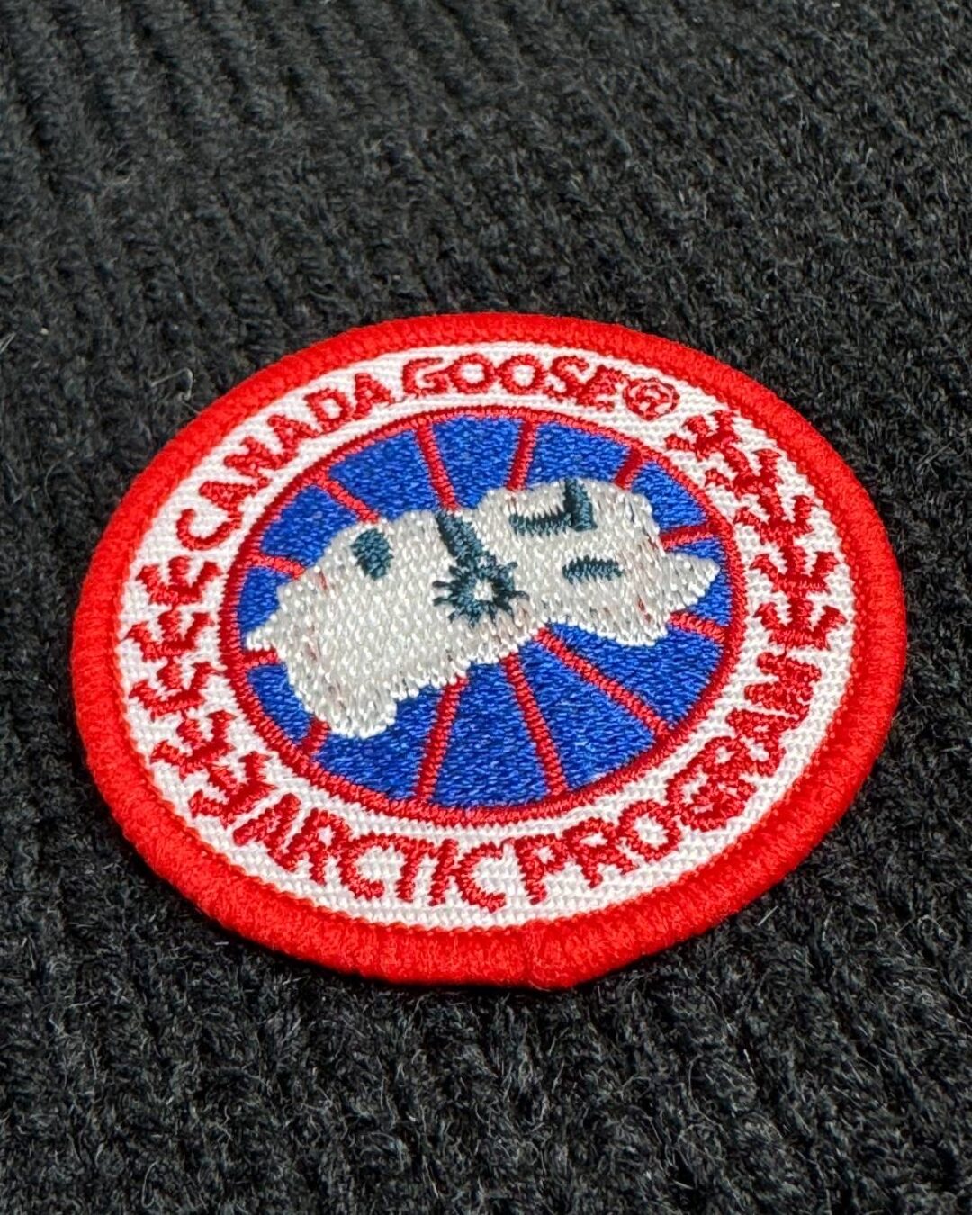 Шапка Canada Goose