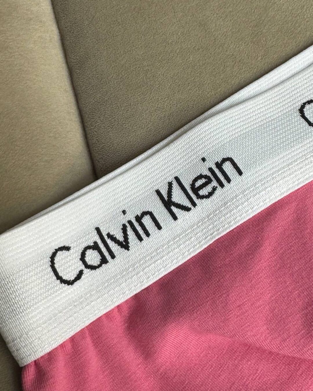 Трусы Calvin Klein