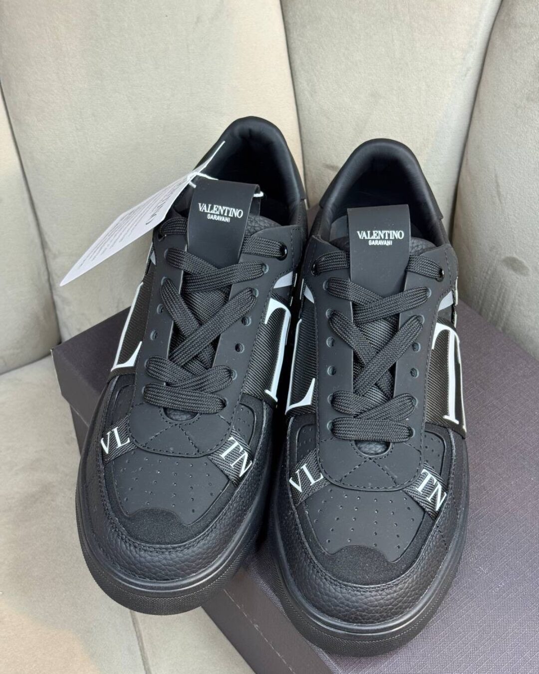 Кеды Valentino