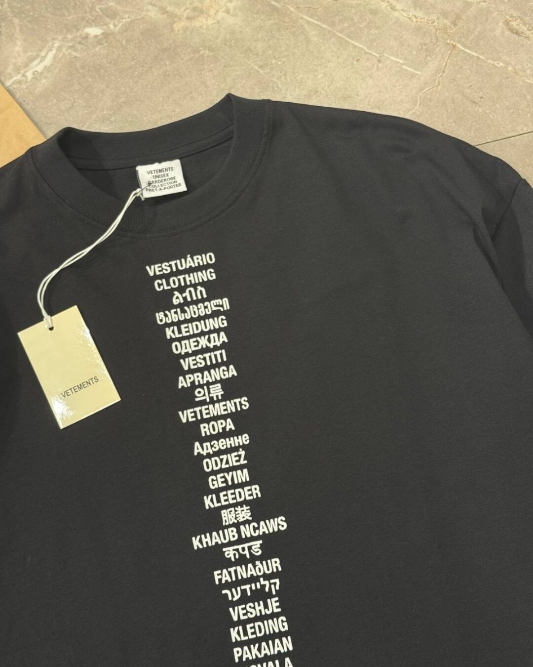 Футболка Vetements Clothing — фото 3