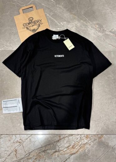 Футболка Vetements Logo