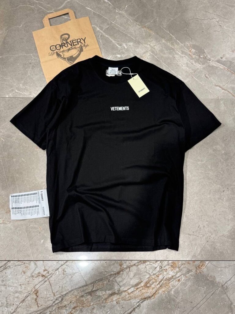 Футболка Vetements Logo